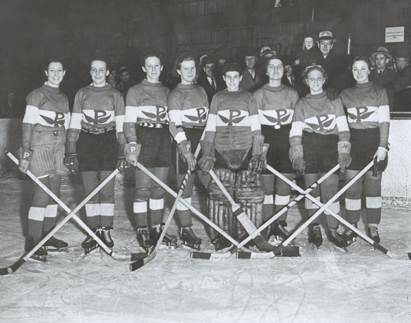 photograph of Preston Rivulettes Women's Hockey team