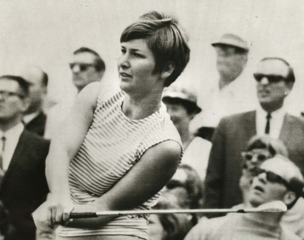 photograph of Sandra Post holding golf club