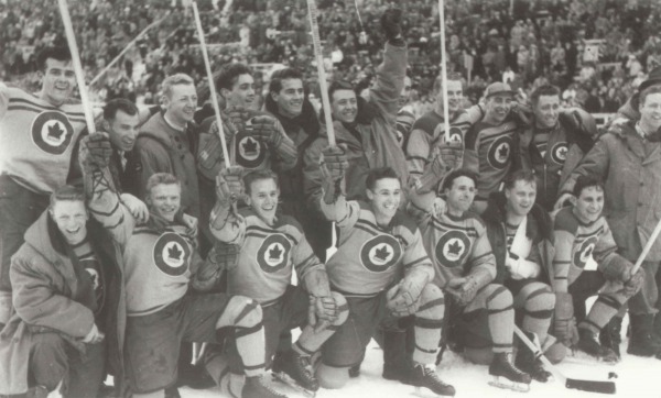 Photograph of RCAF hockey team