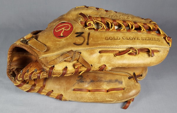 leather baseball glove signed by Ferguson Jenkins
