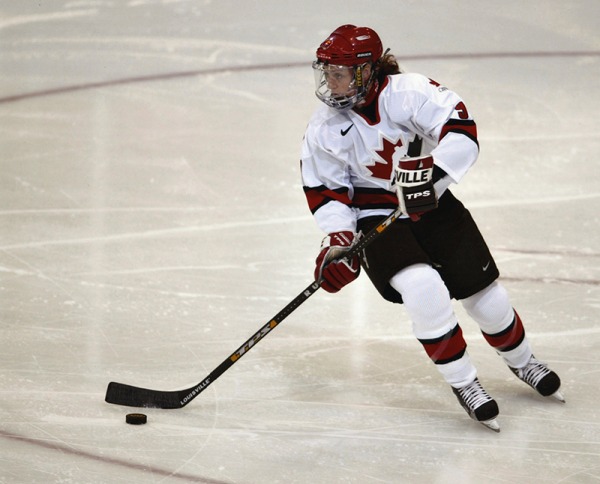 photograph of Geraldine Heaney playing hockey in Team Canada uniform