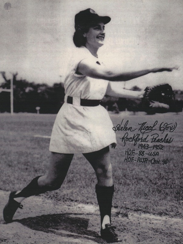 photograph of Helen Nicol Fox pitching