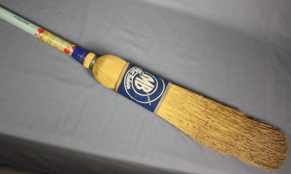 Matt Baldwin corn broom with wood handle